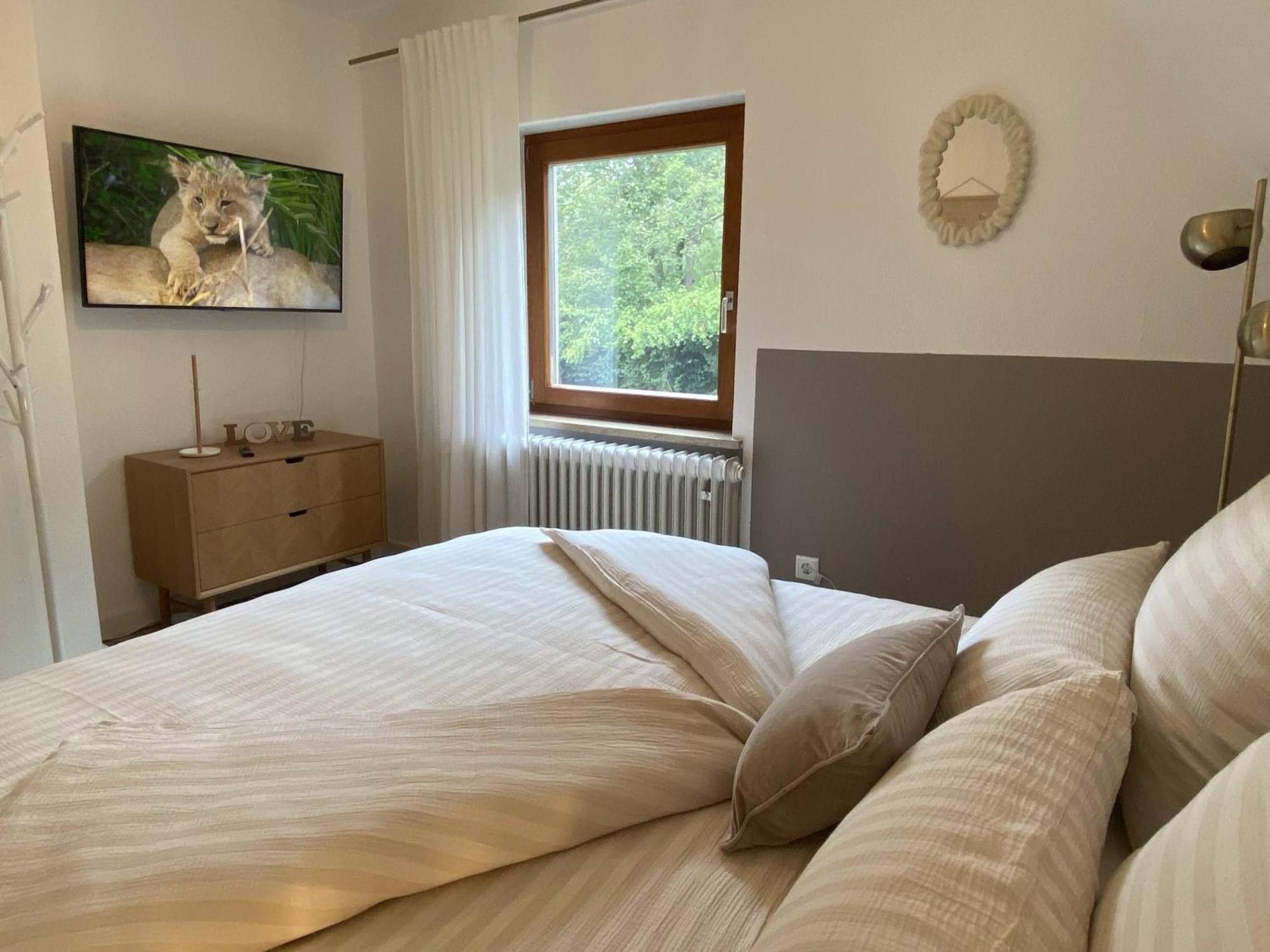 Messe- & Ferienhaus Gertraud Am Ludwigskanal, 24 H Self Check-In, Gratis Parken Wendelstein Exteriör bild