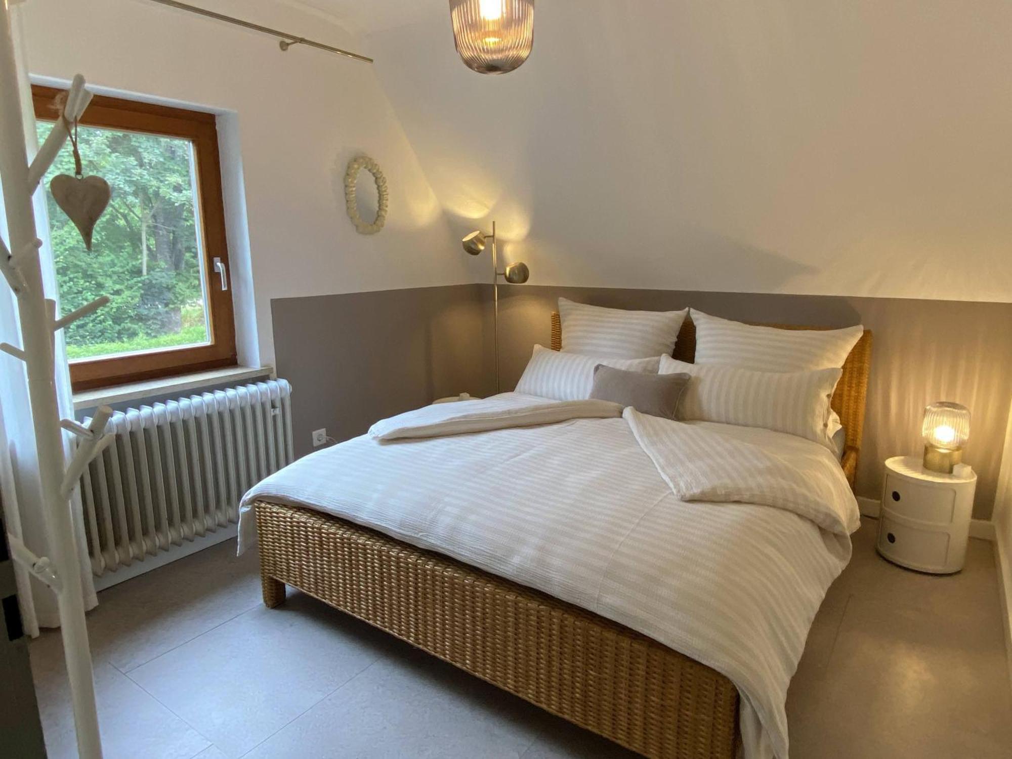 Messe- & Ferienhaus Gertraud Am Ludwigskanal, 24 H Self Check-In, Gratis Parken Wendelstein Exteriör bild